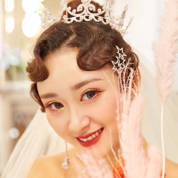 沐妍婚纱美妆官方号