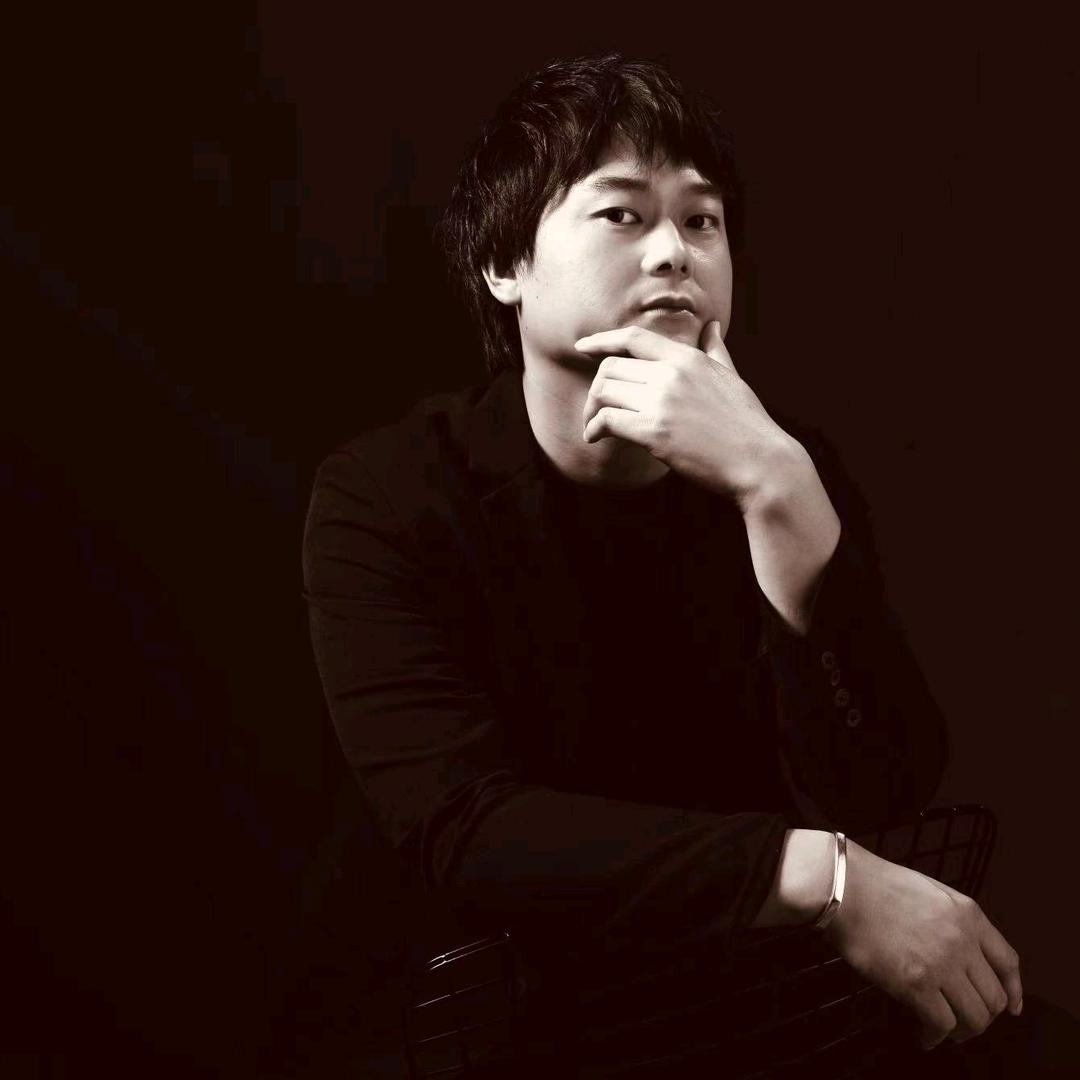 孟豪（迦逅沙龙）