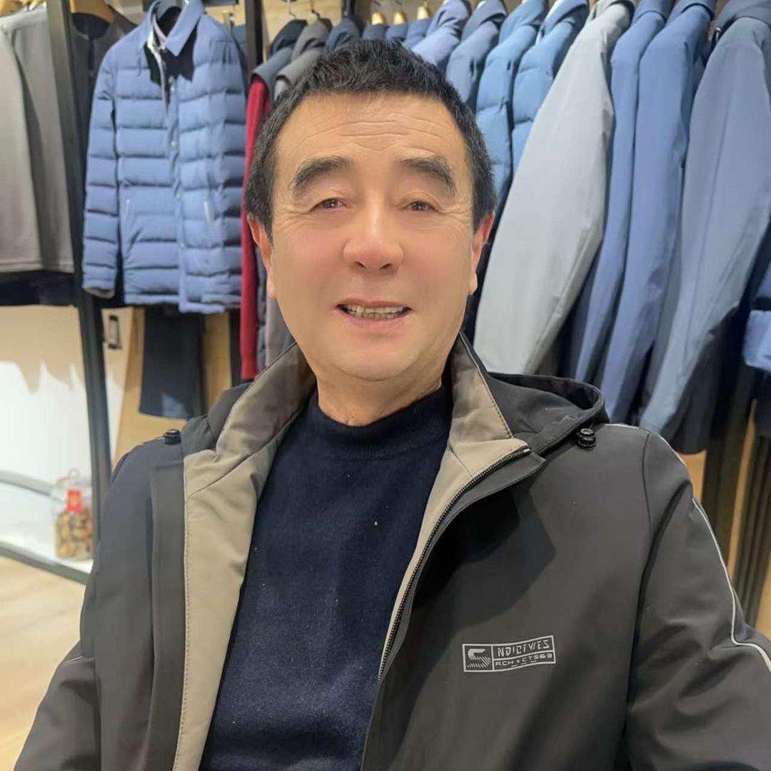 内乡因为服饰