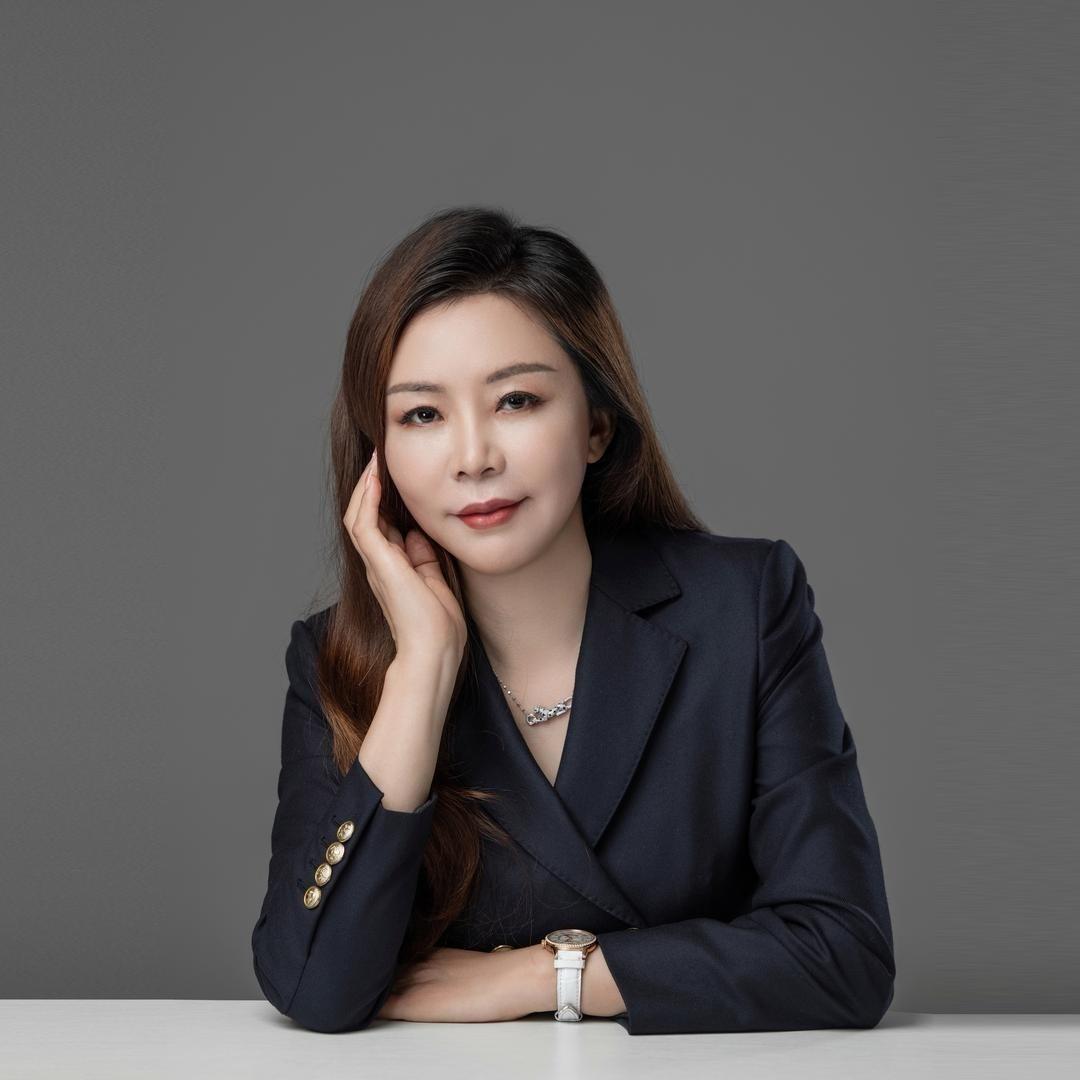 黑森林酒吧曾姐