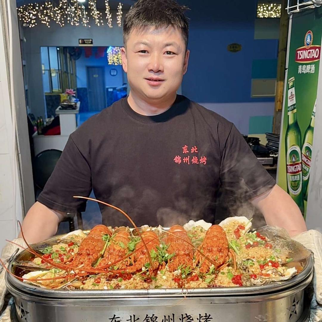 在常州做海鲜烧烤的李哥