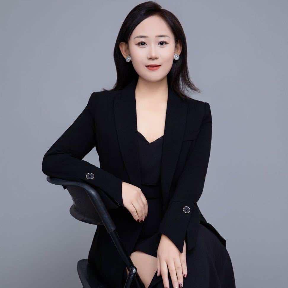 小黑妹-美人策喜上眉梢
