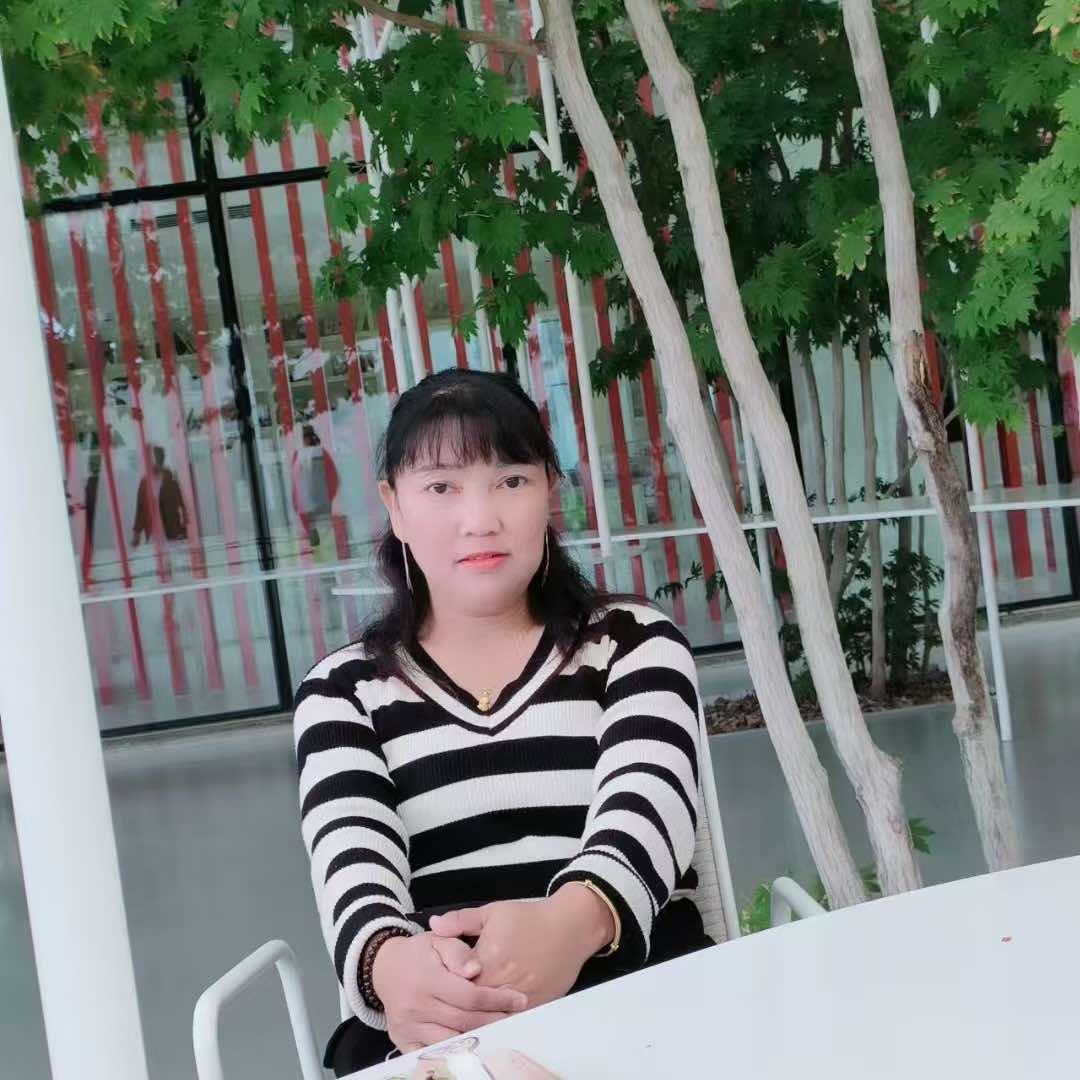 艾永健磁簧振动按摩珠鞋