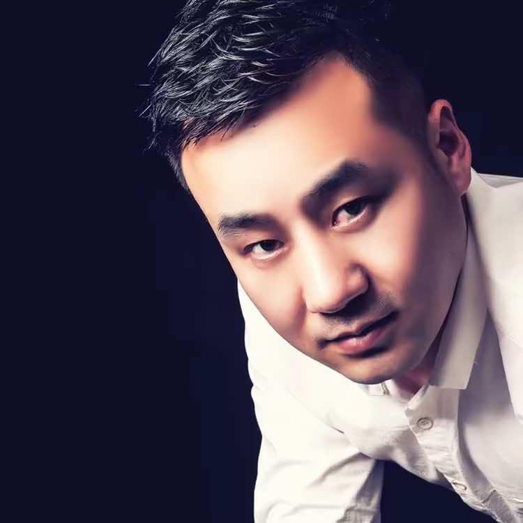 阿坤发型设计