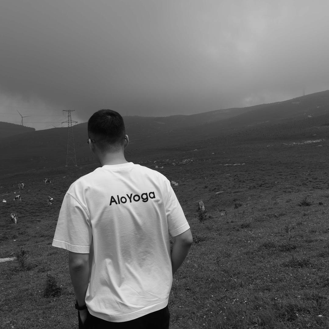 鑫淼洗浴的狗腿子