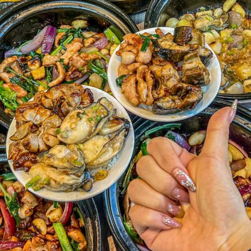 老船夫烧烤海鲜美食馆（银滩店）