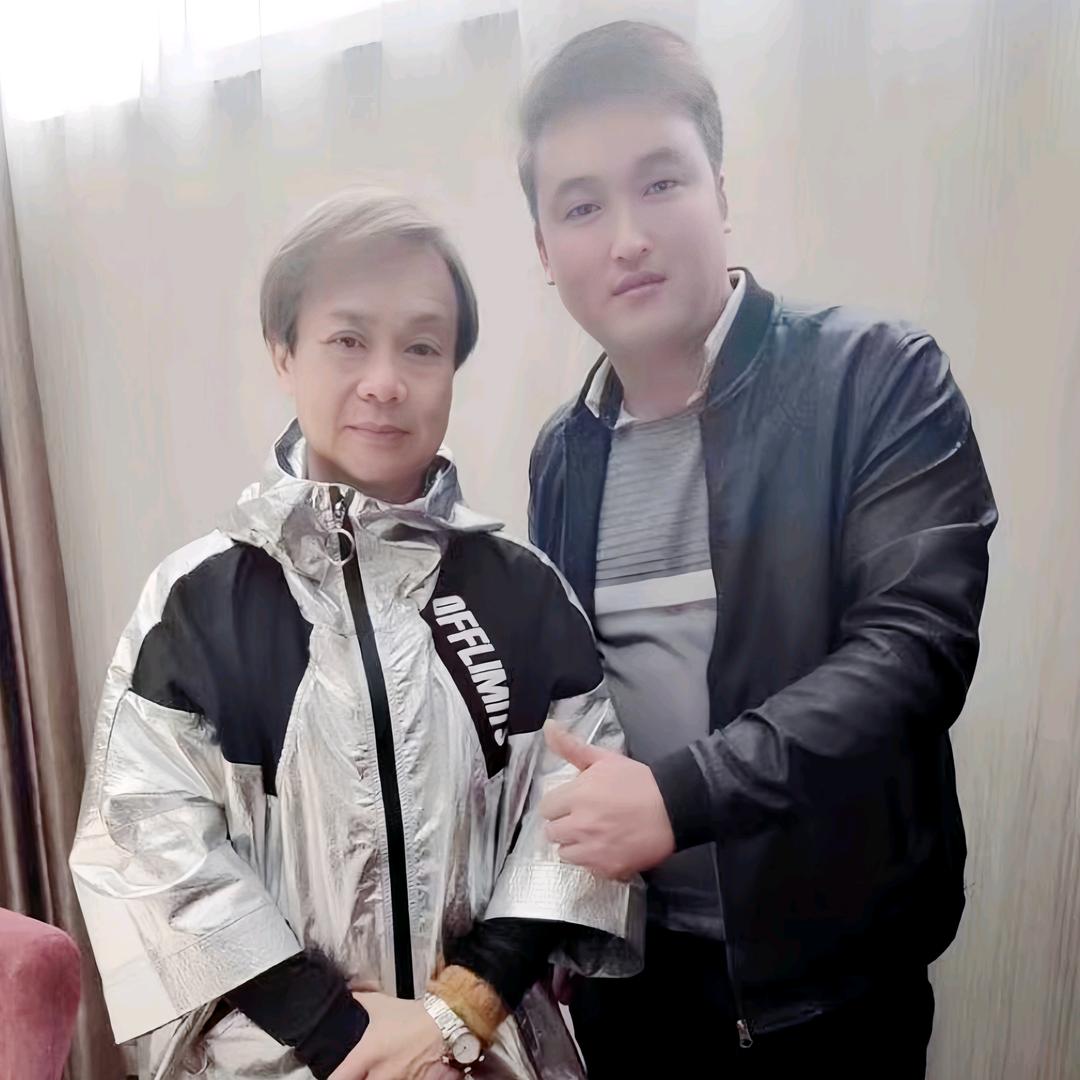 叶县朋克美发店