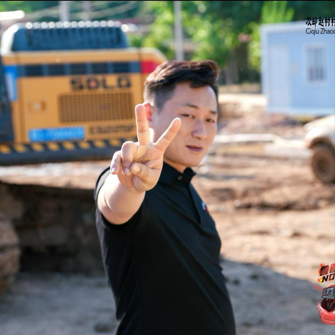 曲阜总镖头阿磊租车