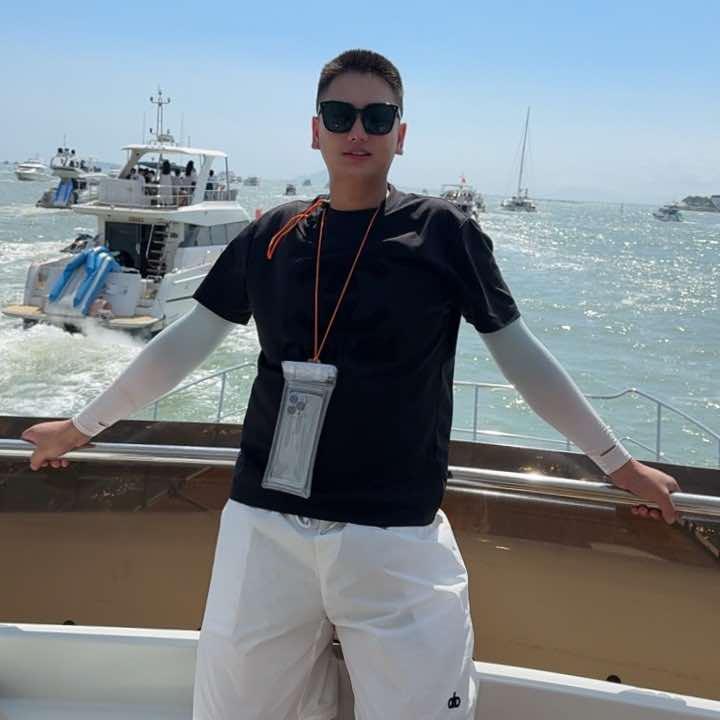 德阳 杨锁锁(全鑫智能门锁)