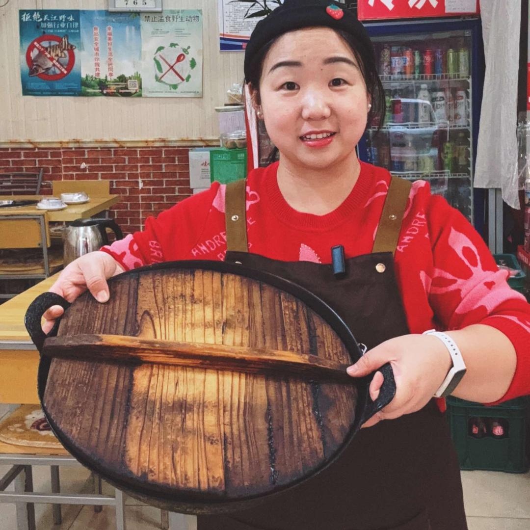 一锅香铁锅焖面(春晖路店)官方号