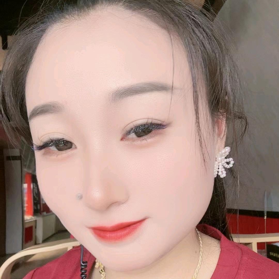 在丰县做餐厅的辣妹子
