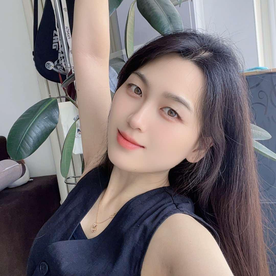 阜阳拉芙蕊•女装 小丽
