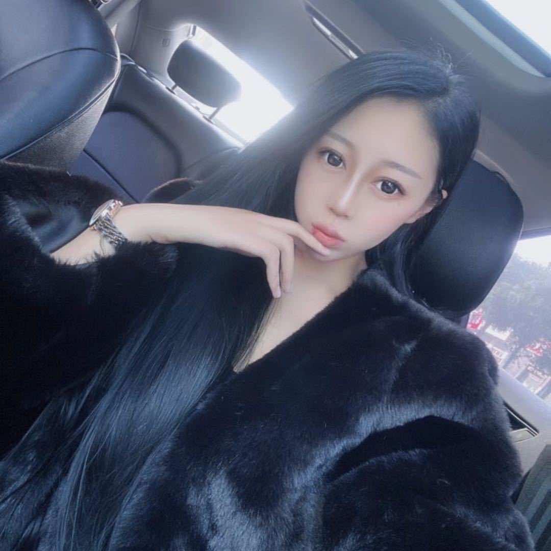 琪琪·美甲美睫店