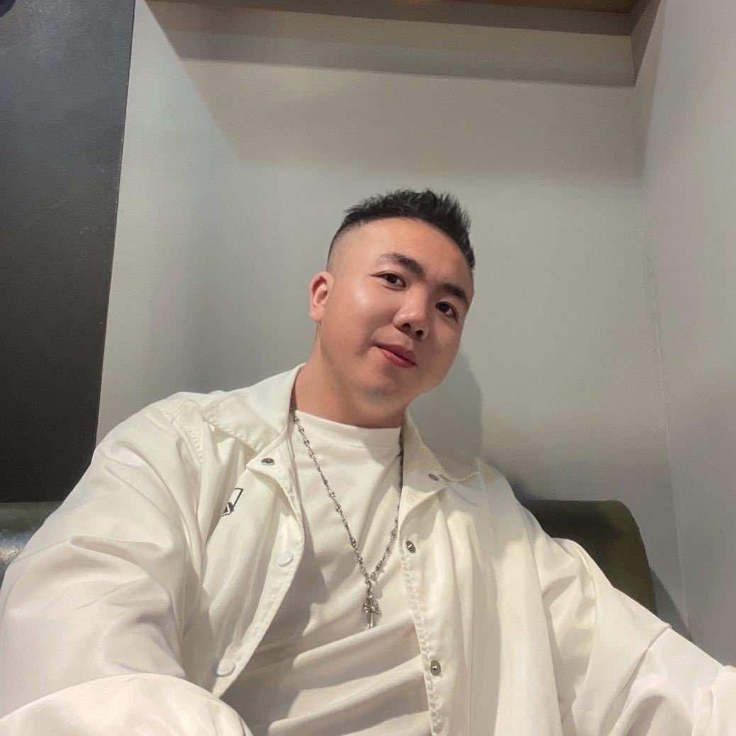 集宁阿猛减龄发型定制