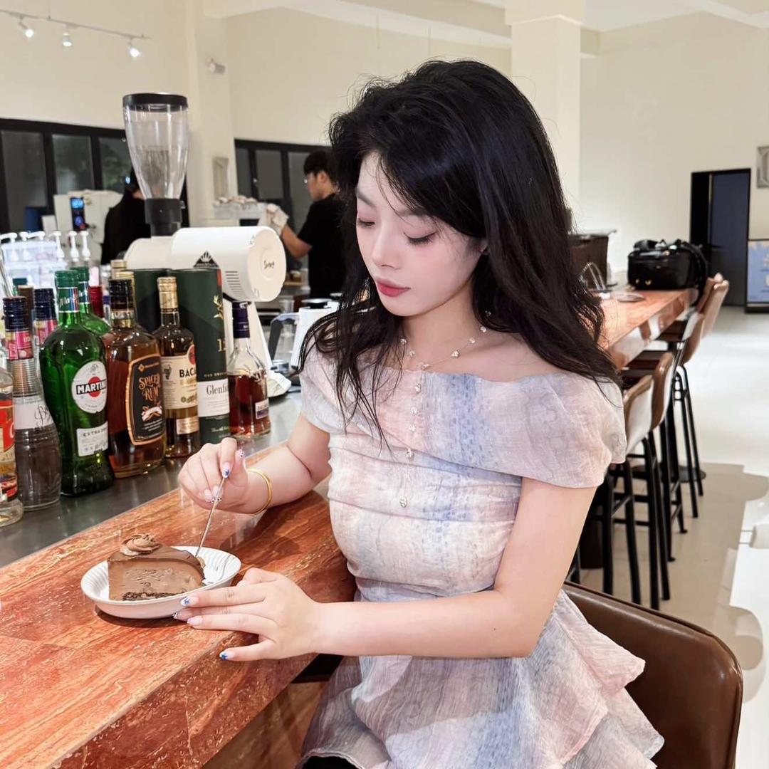 美颜社美睫美甲化妆皮肤官方号