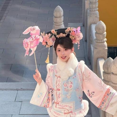 草莓熊换装馆街道口店