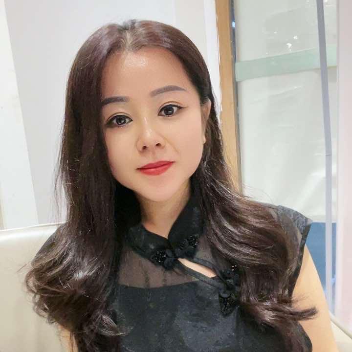 红红形象设计工作室官方号