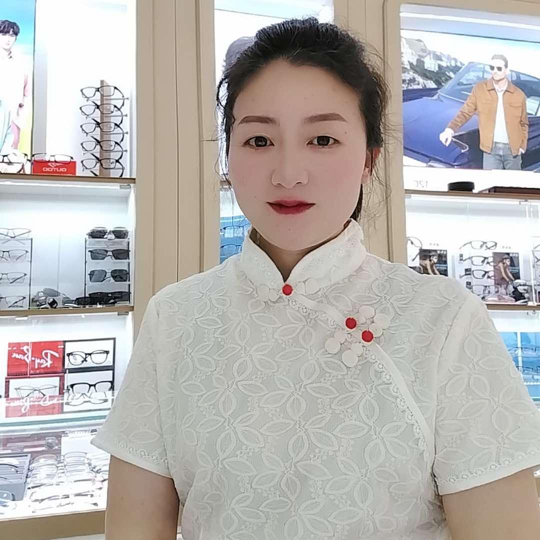 在牟定开眼镜店的风侠