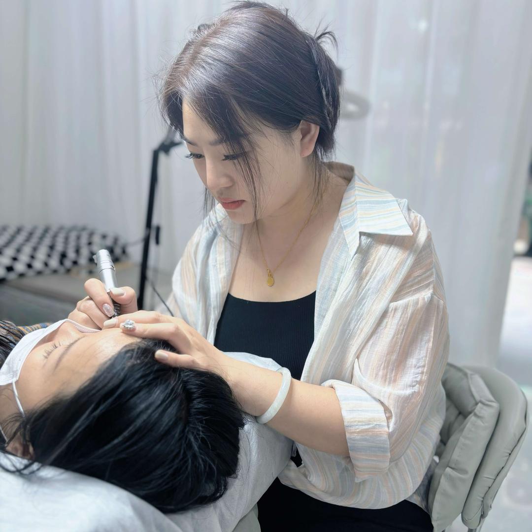 大竹画沐睫毛小张呀