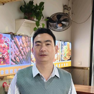 鲜炒鸡碳锅鱼（利哥）