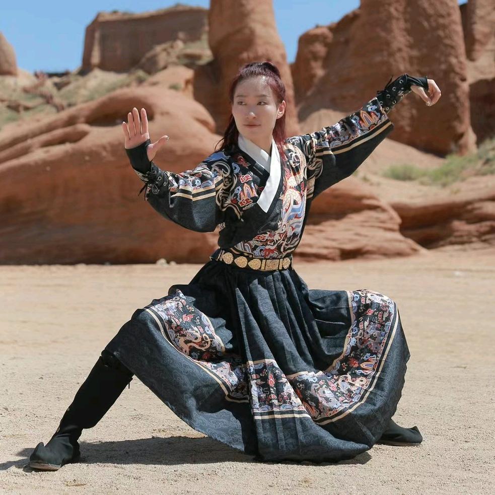 天山侠女