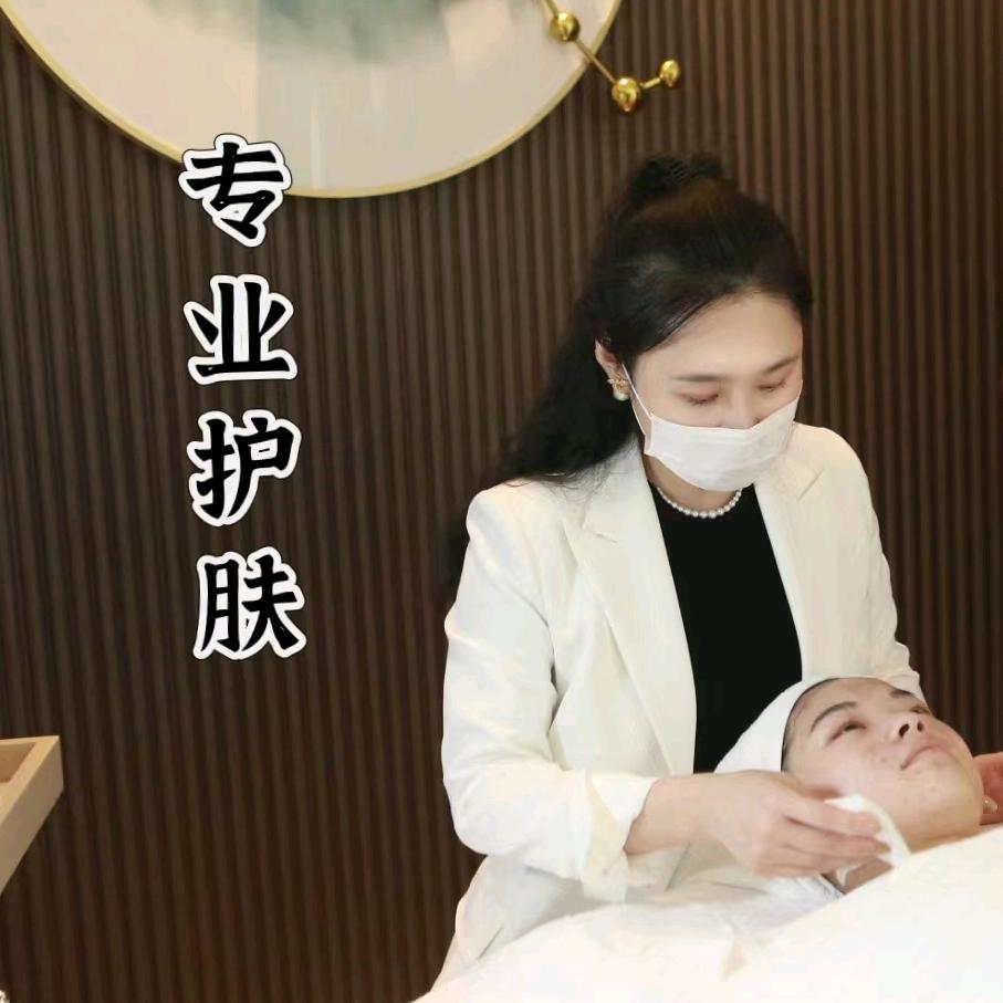 克丽缇娜(蝶园店)