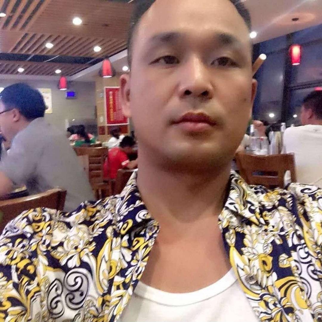 誉丰兵哥(半边江山猪头肉)