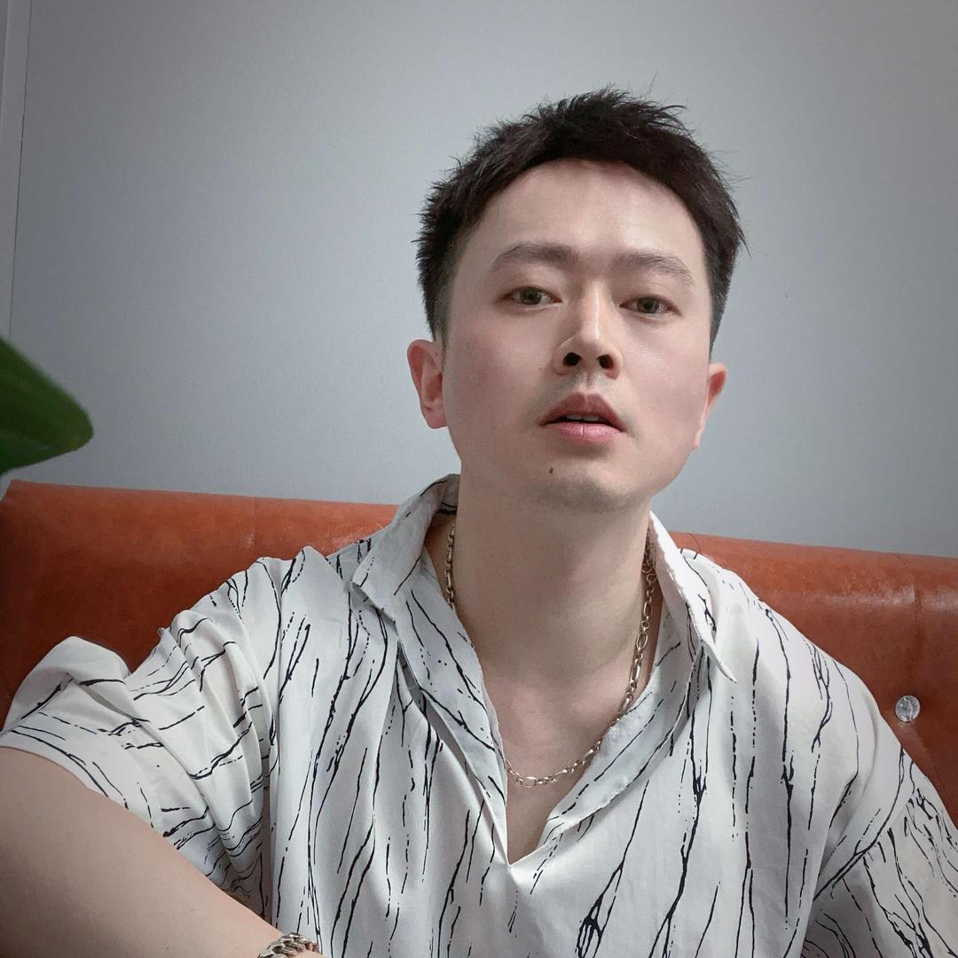 顶尖发艺李科造型会所