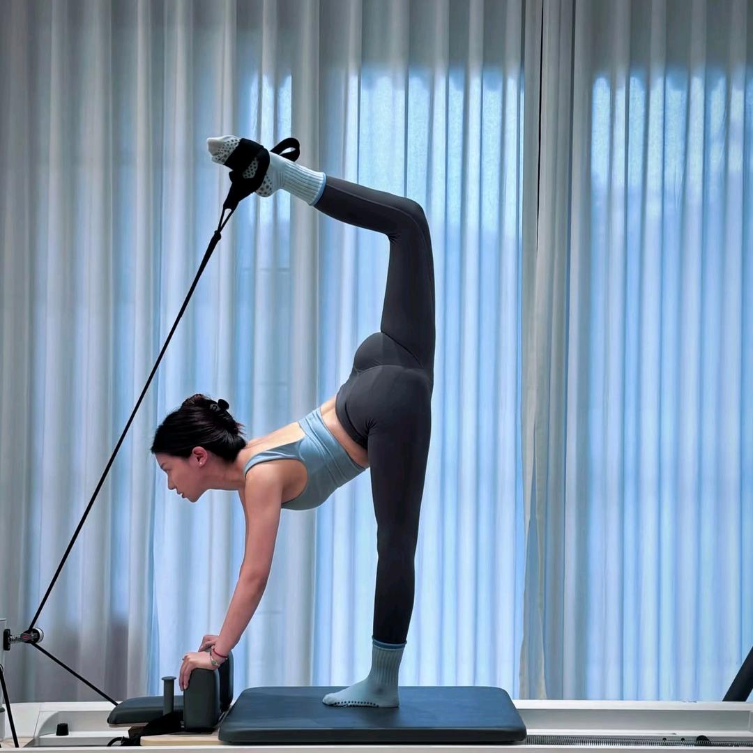 轻雅瑜伽普拉提工作室