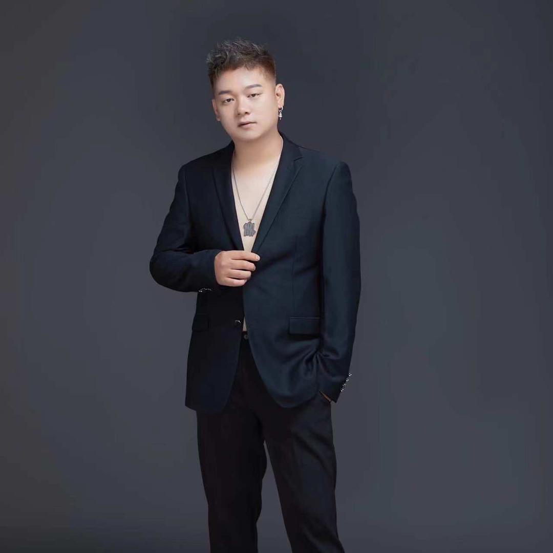 河津减龄发型设计【沧海】