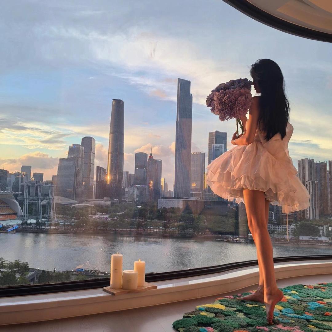 回力(塔峰路店)蓝山县叔从珊商贸1有限公司