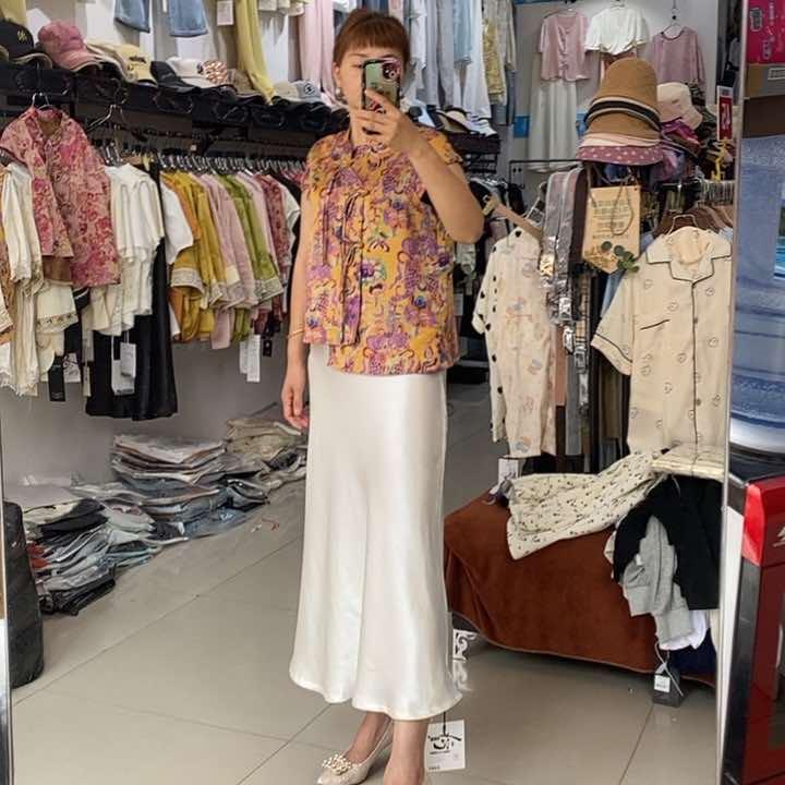 王各庄光头强店服装服饰