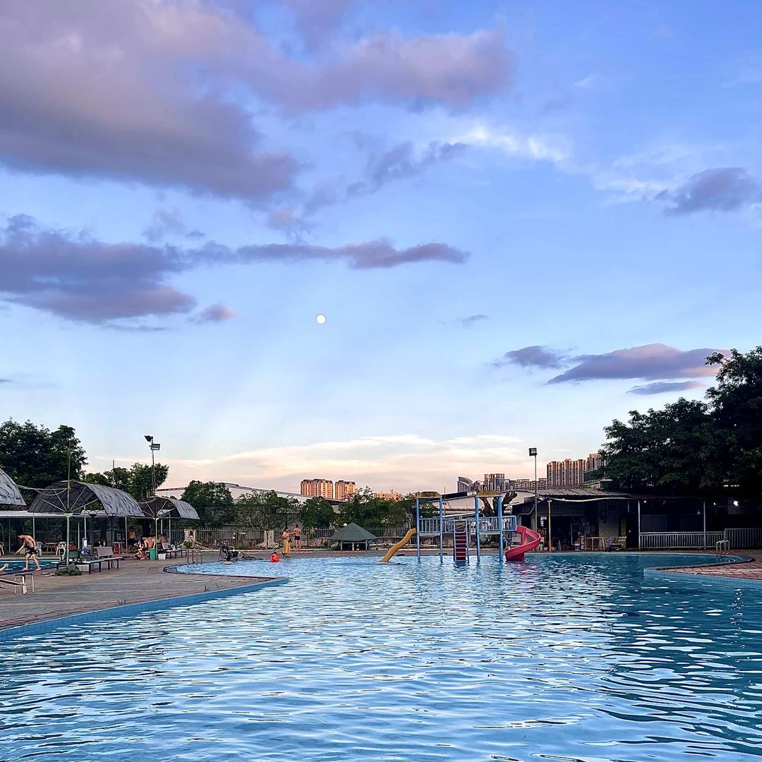 揭阳岐山游泳场（山泉水泳池）