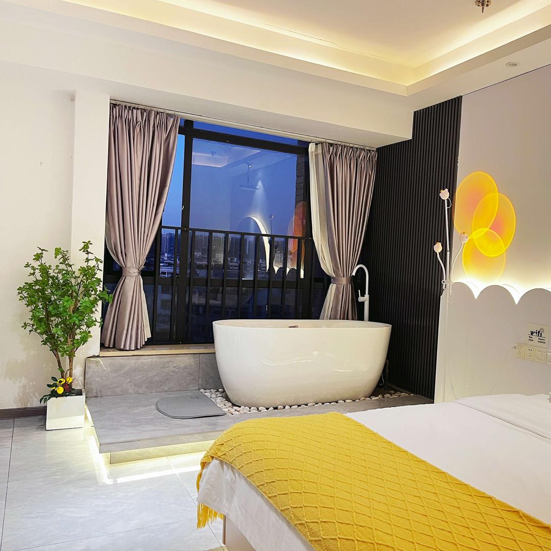 中山丽雅轻享民宿