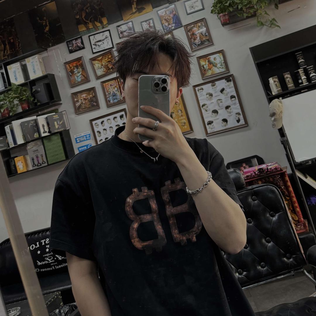 玖柒男士理发馆