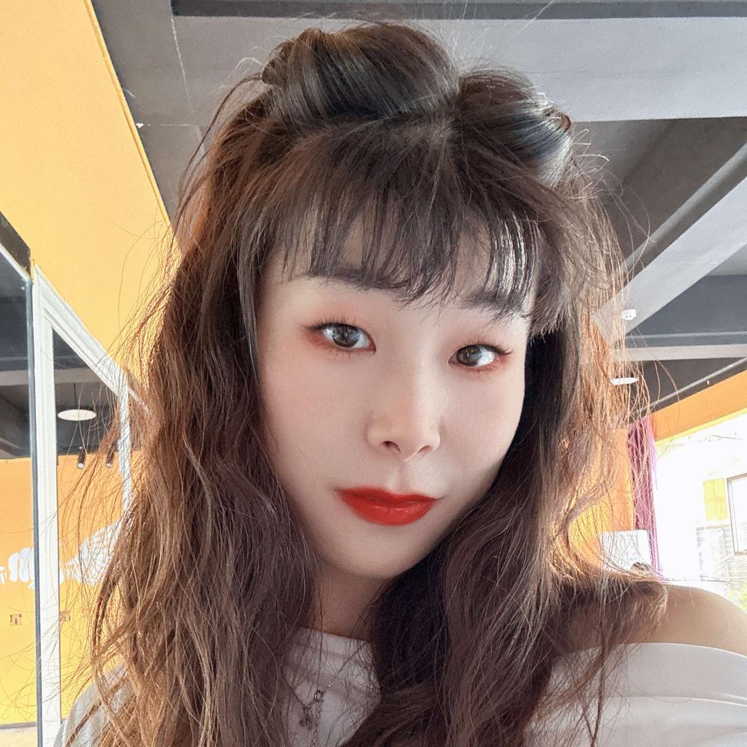 小县城教跳舞的吴老师