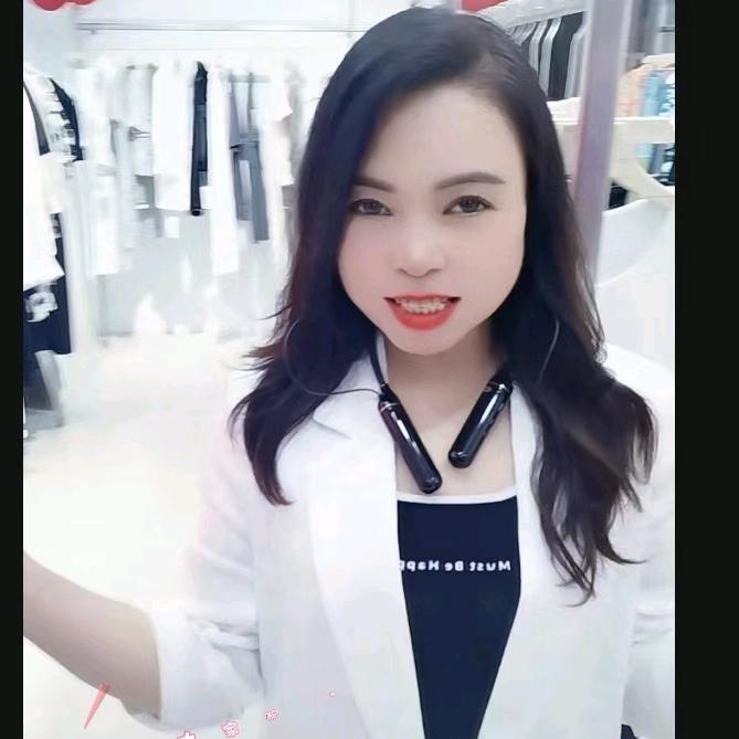 美胸皇后(长寨街道店)