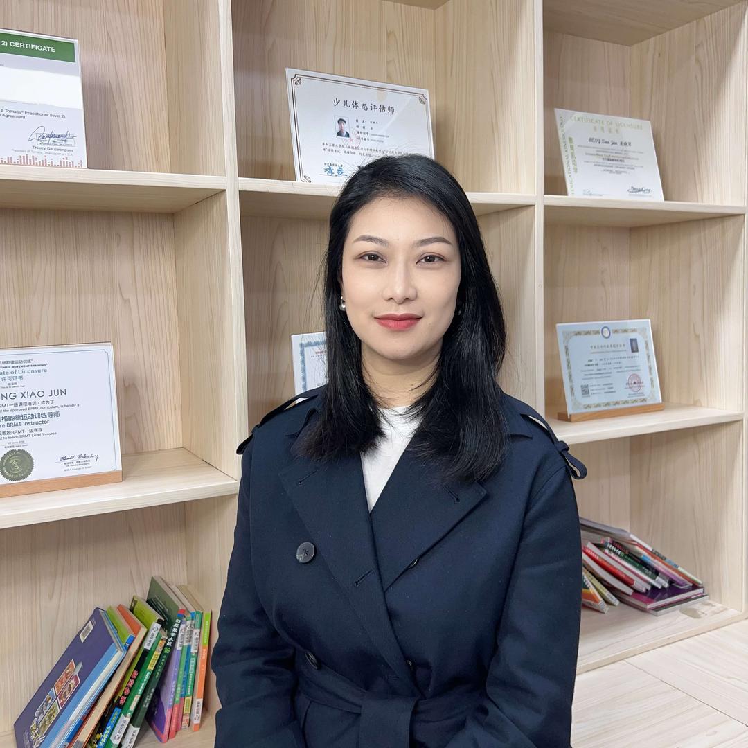 启乐学谷的潘潘老师