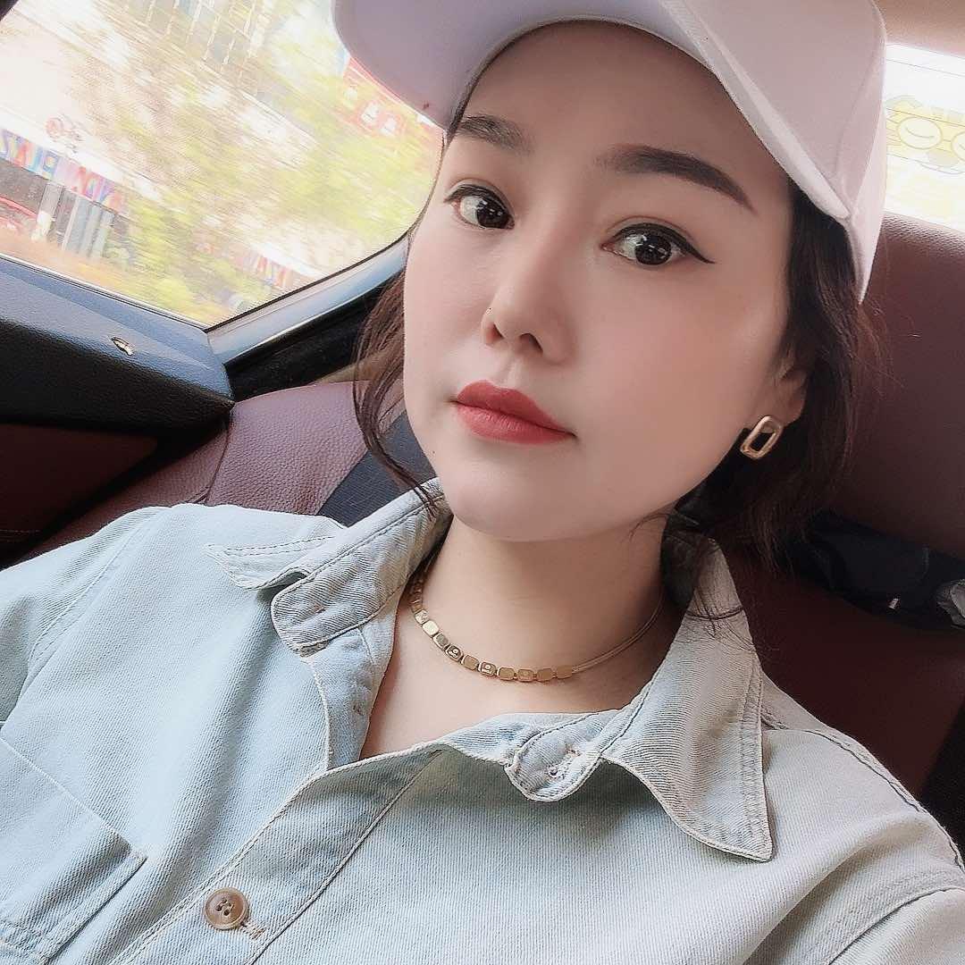 巴中卖酥肉的魏小姐