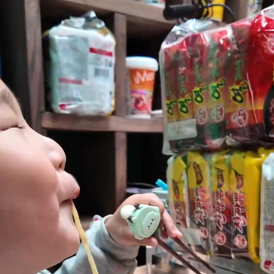 嗦拉面的满哆哆