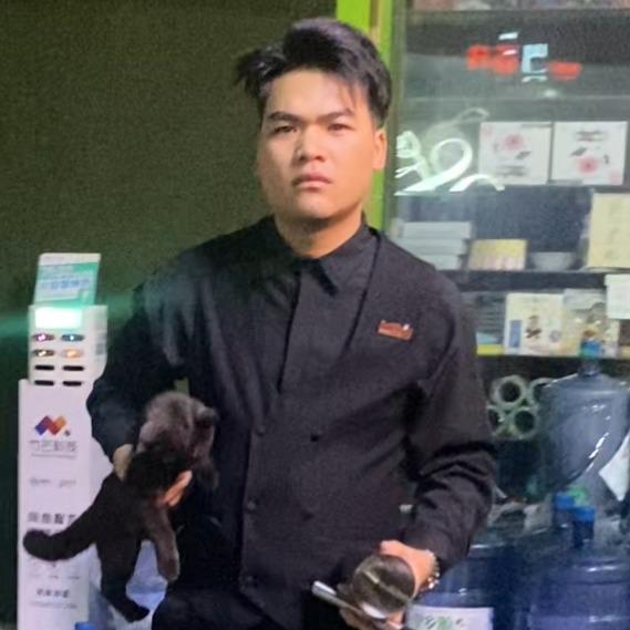 黑森林酒吧纳雍店