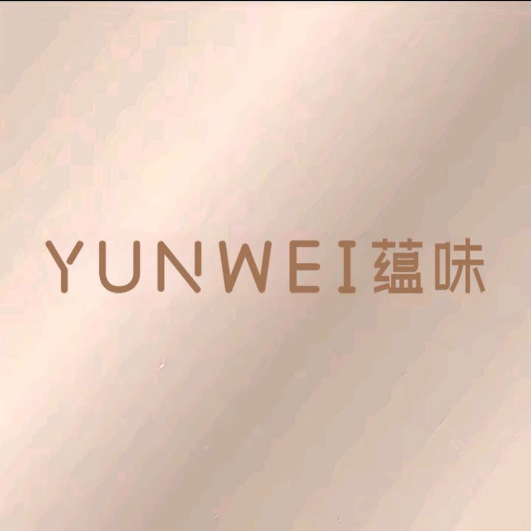 蕴味服饰（慧欣·圣卡萝·贝西妮）