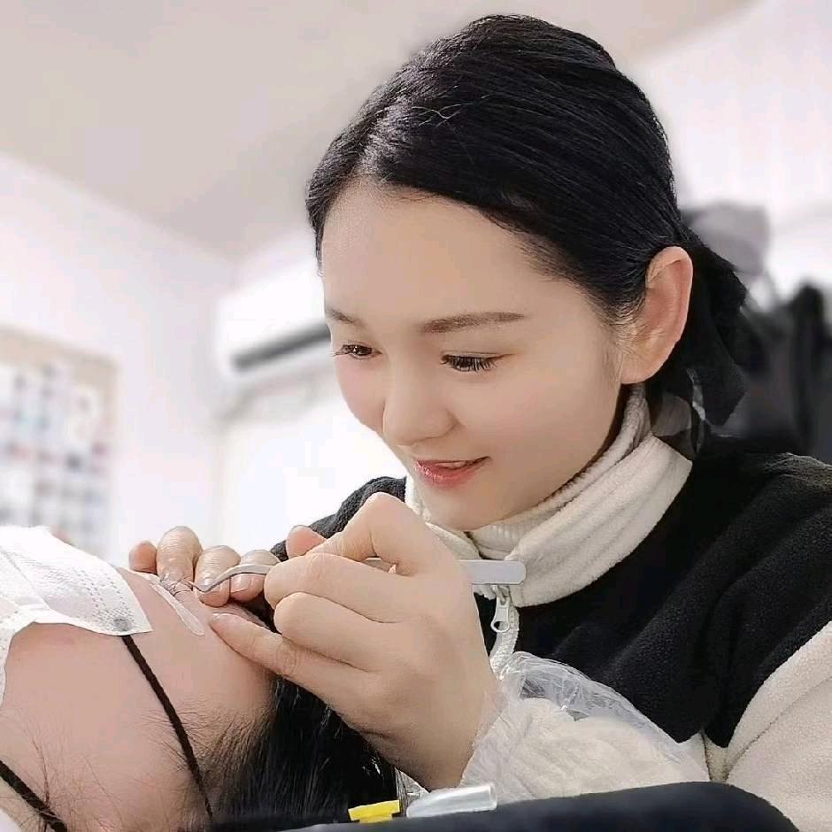 仙女阁美甲美睫（不定时直播）