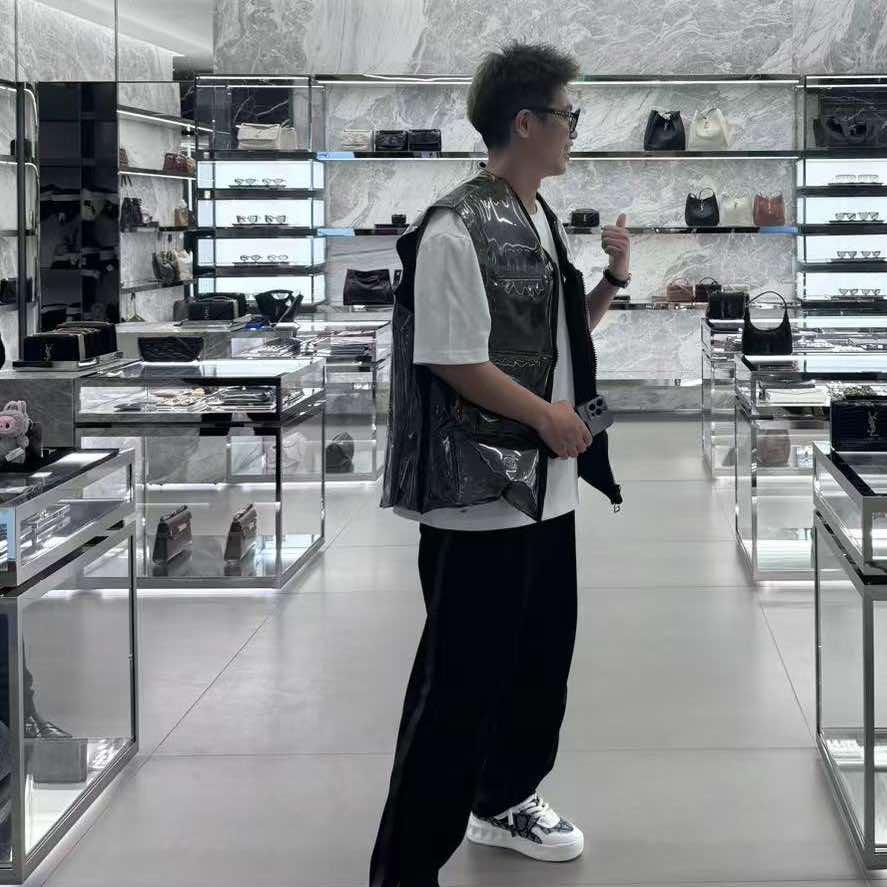 泽沐名奢汇