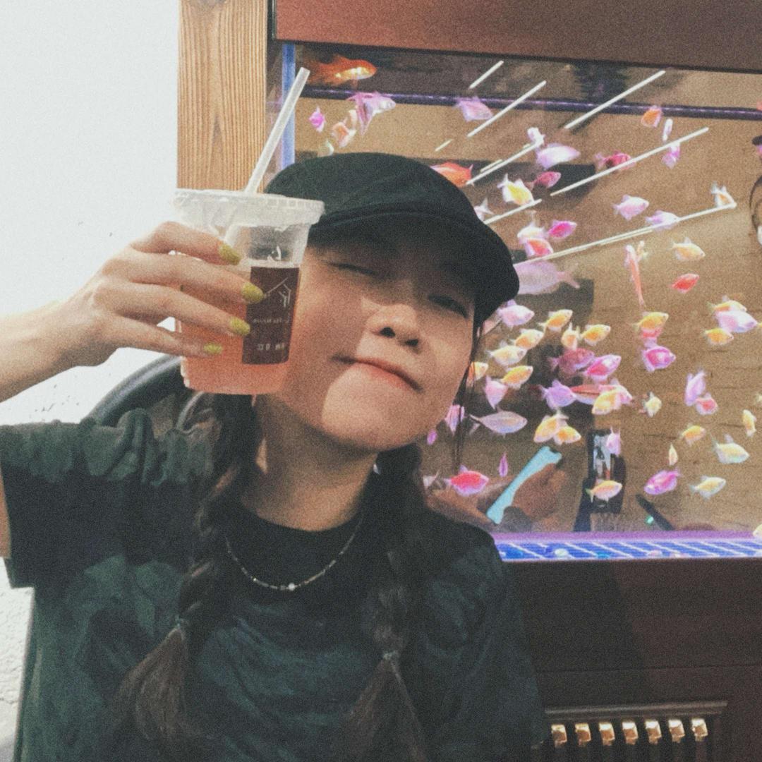 高明美甲美睫七七