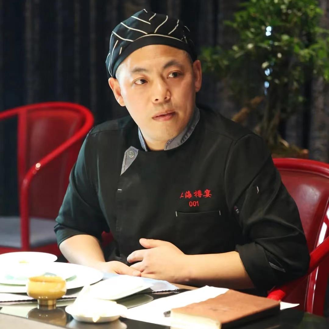 李新宇