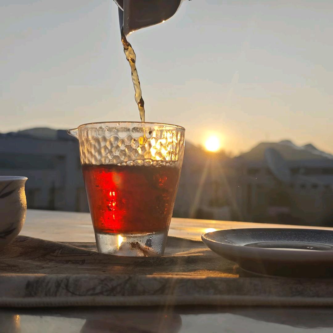 钦媛浩古树普洱茶帝哥