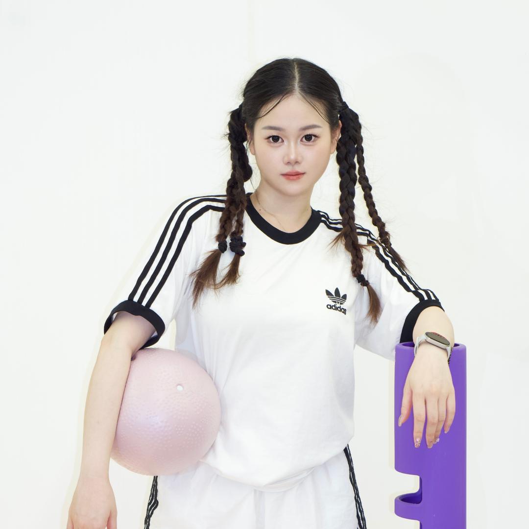 开开-洛丽女子运动