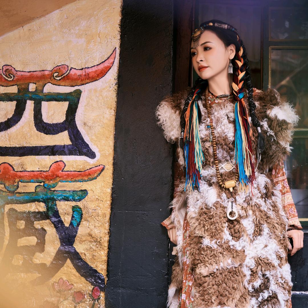 པདྨ་དབྱངས་ཅན།佩玛央金