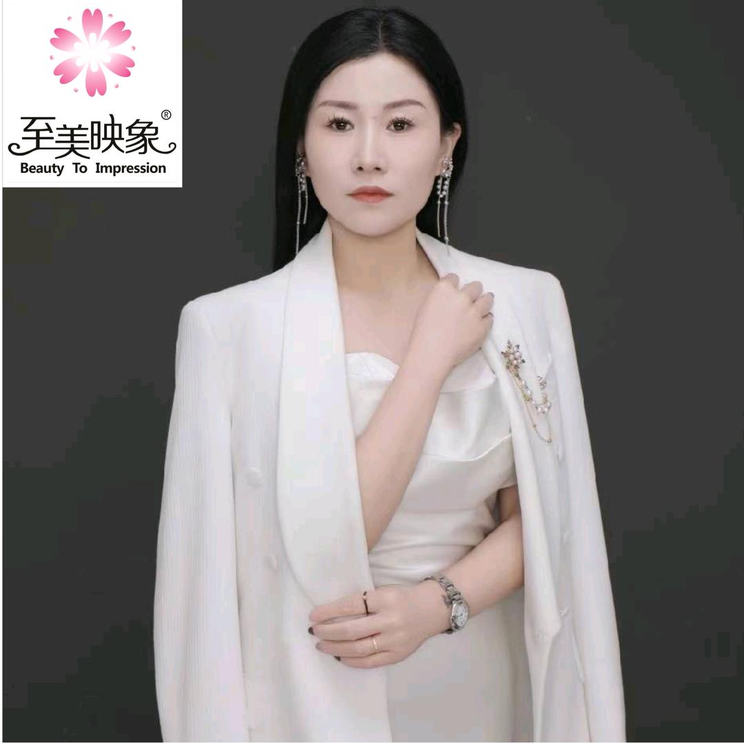 至美映象盼盼店长